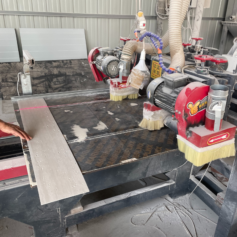 قطع آلي مرن بحجم الحجر المرن